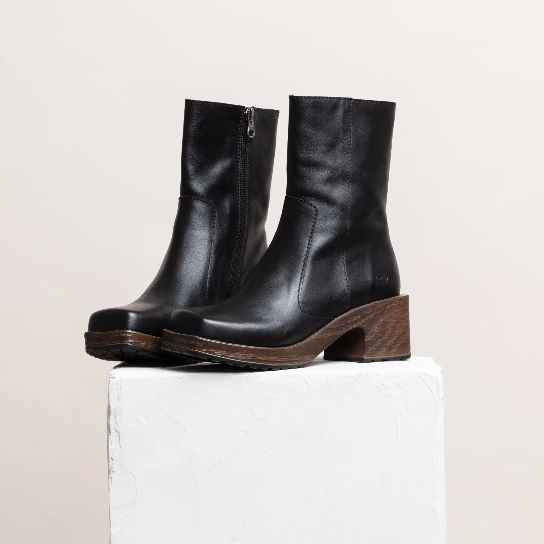 Ines Boot Black