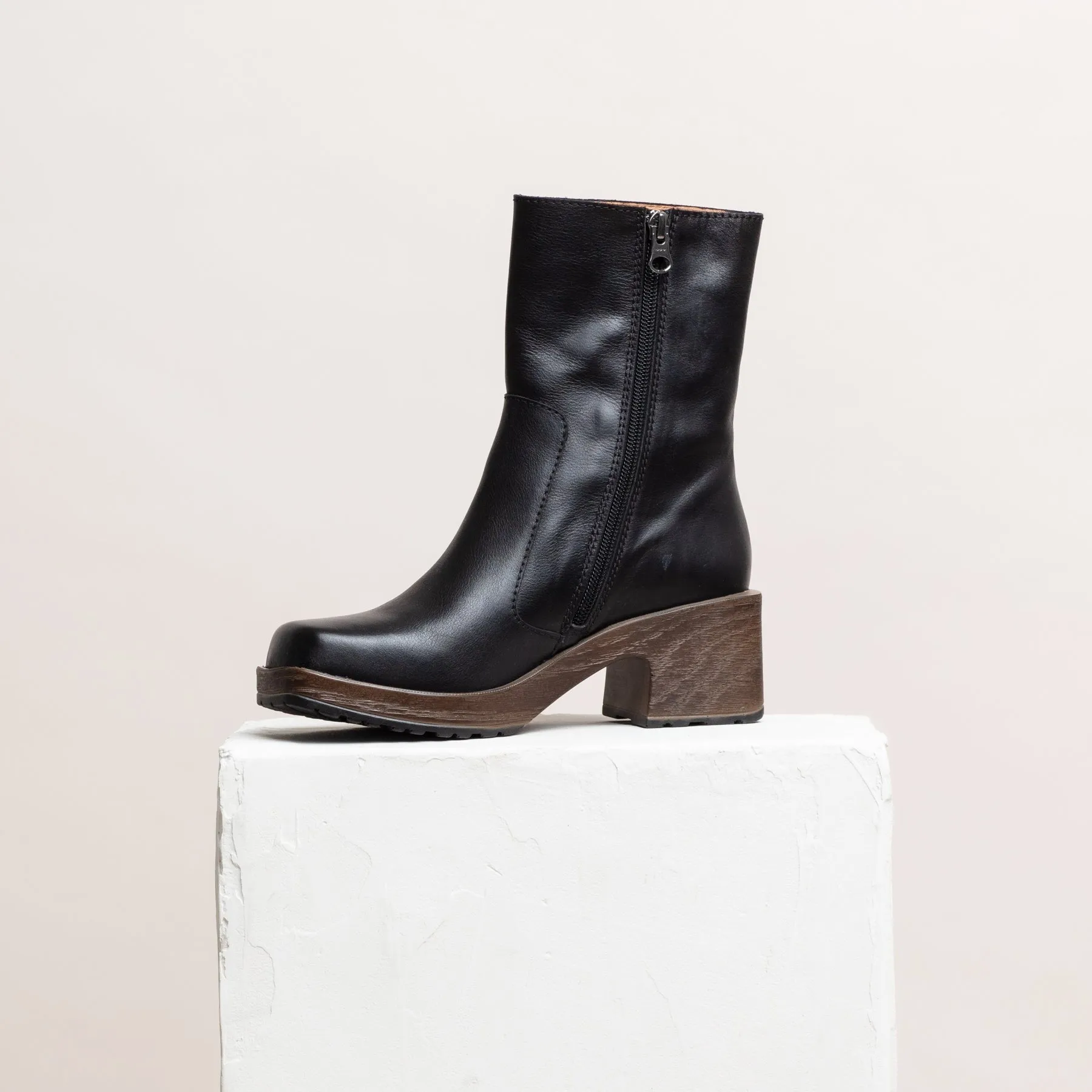 Ines Boot Black