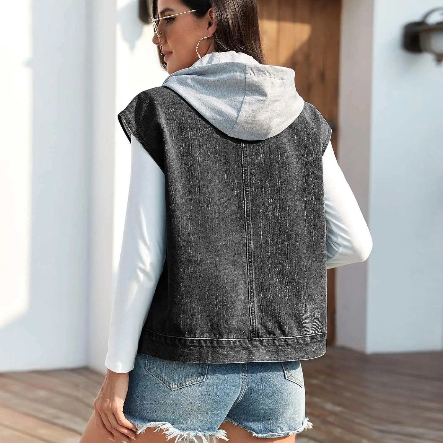 Lu's Chic Women's Hooded Denim Jacket Vest Sleeveless Loose Casual Fashion Button Down Jean Jackets w/Detachable Hood