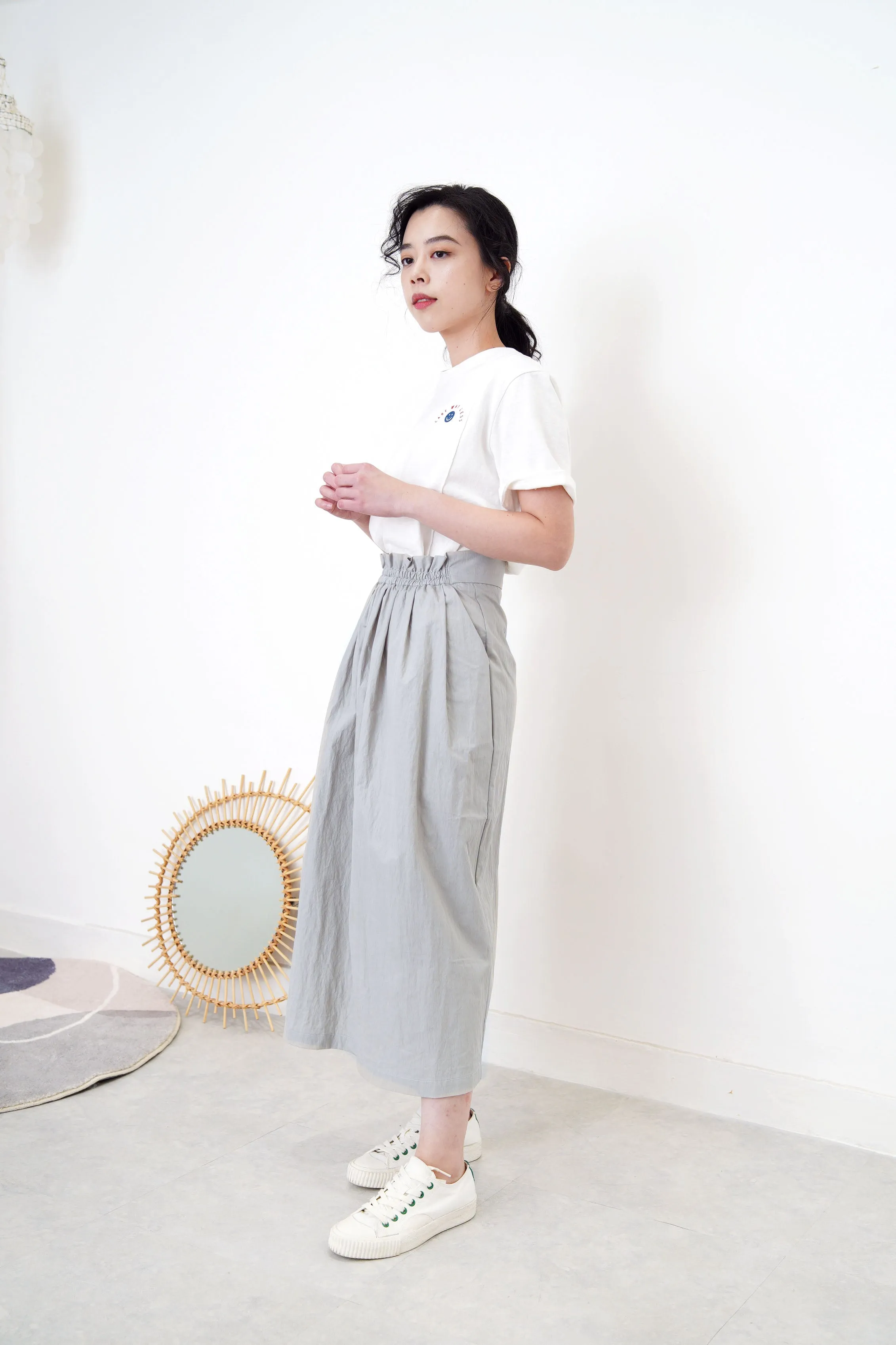 Navy cardigan in flora embroidery