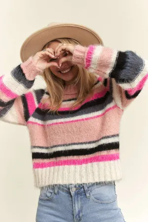 STRIPE PATTENED FUZZY SWEATER TOP