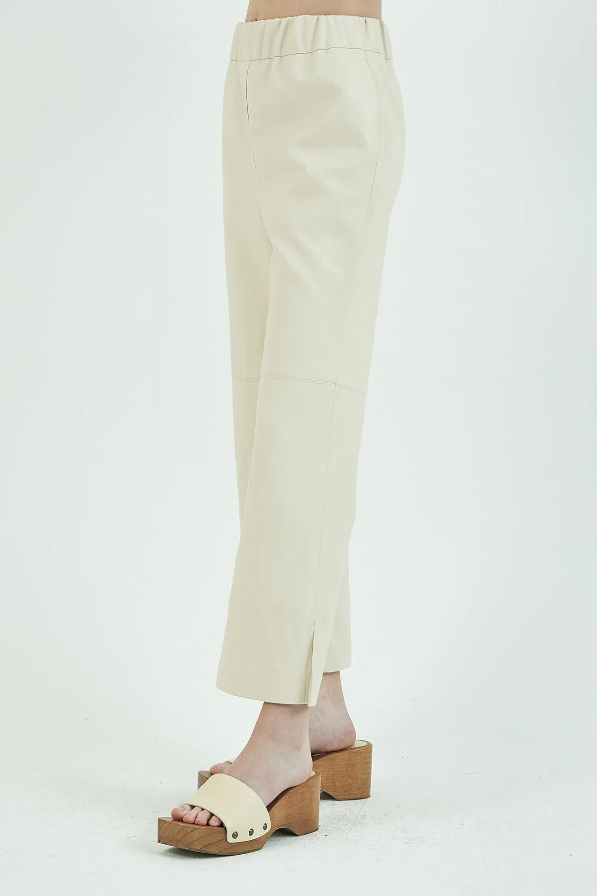Vegan-leather cropped pants